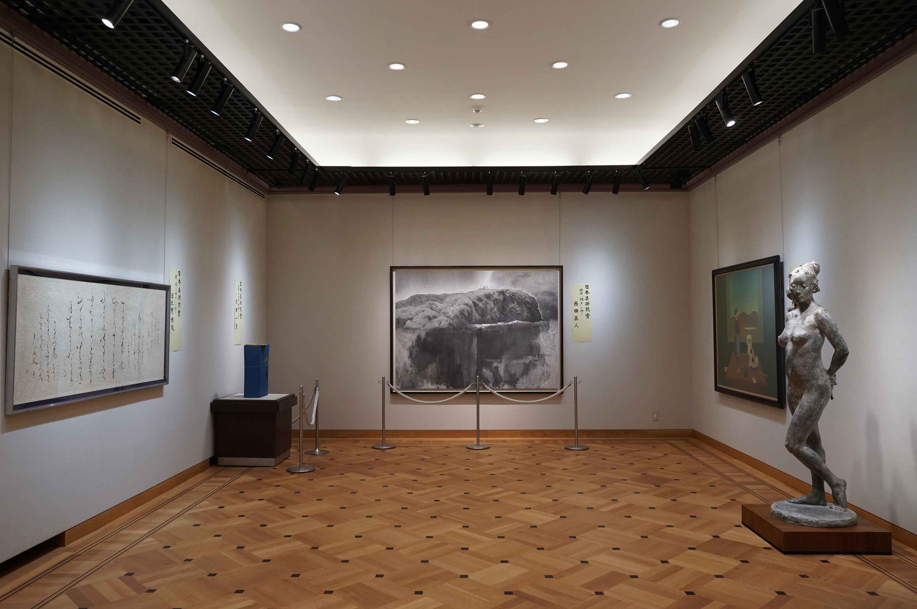 授賞者関連作品展示　写真