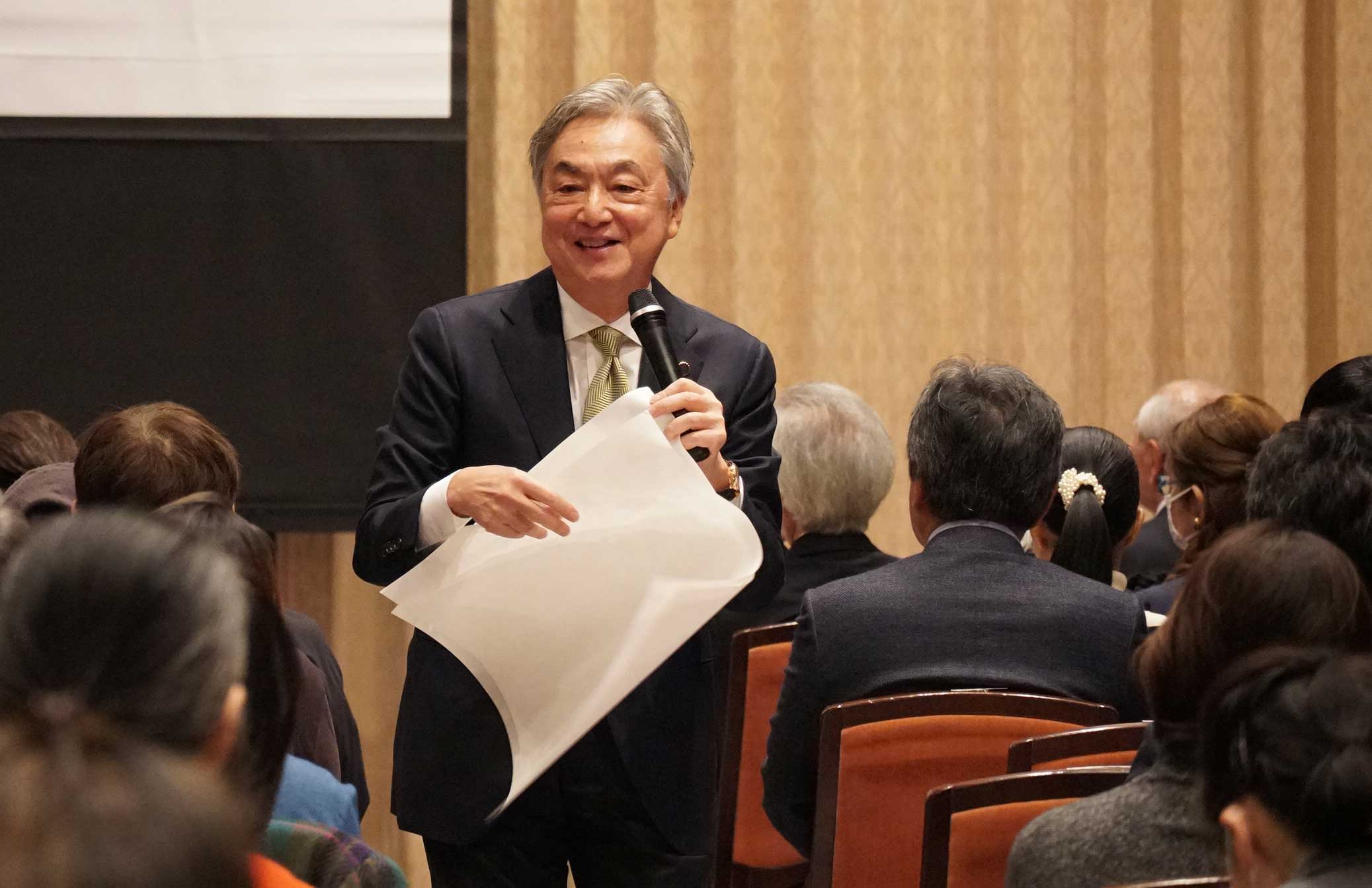 特別講演会（「日本画を考える」）の様子